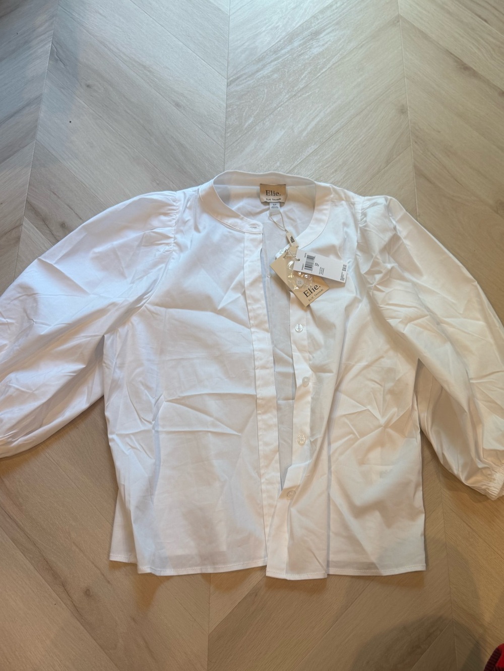 Elie Tahari White Collarless Button Blouse
